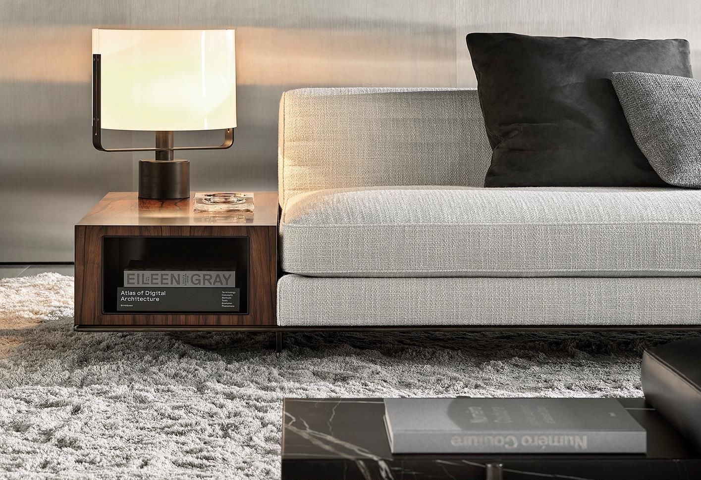 Диван Minotti Roger 5 в салоне Toriani