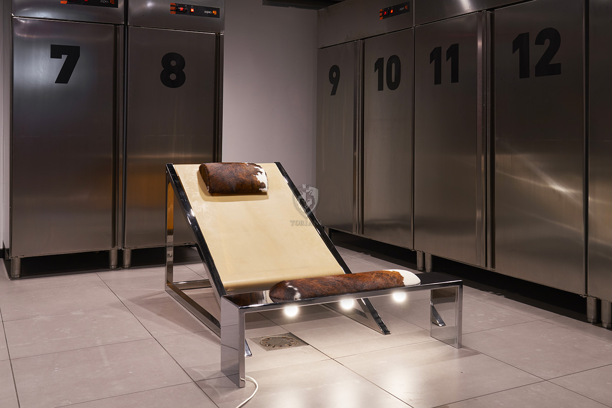 Банкетка Poltronova Mies