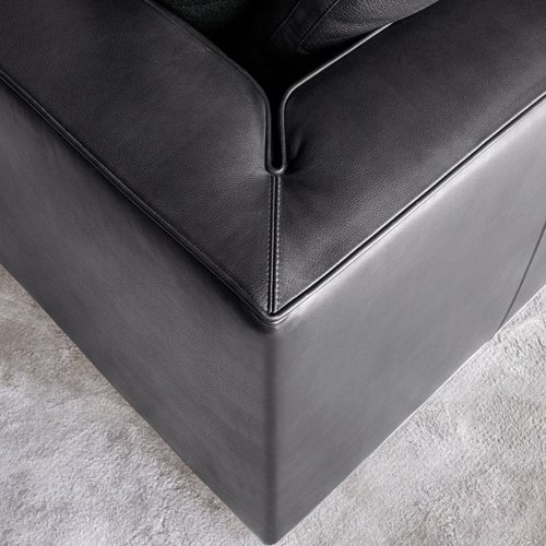 Диван 3-х местный Minotti Powell.112 в салоне Toriani