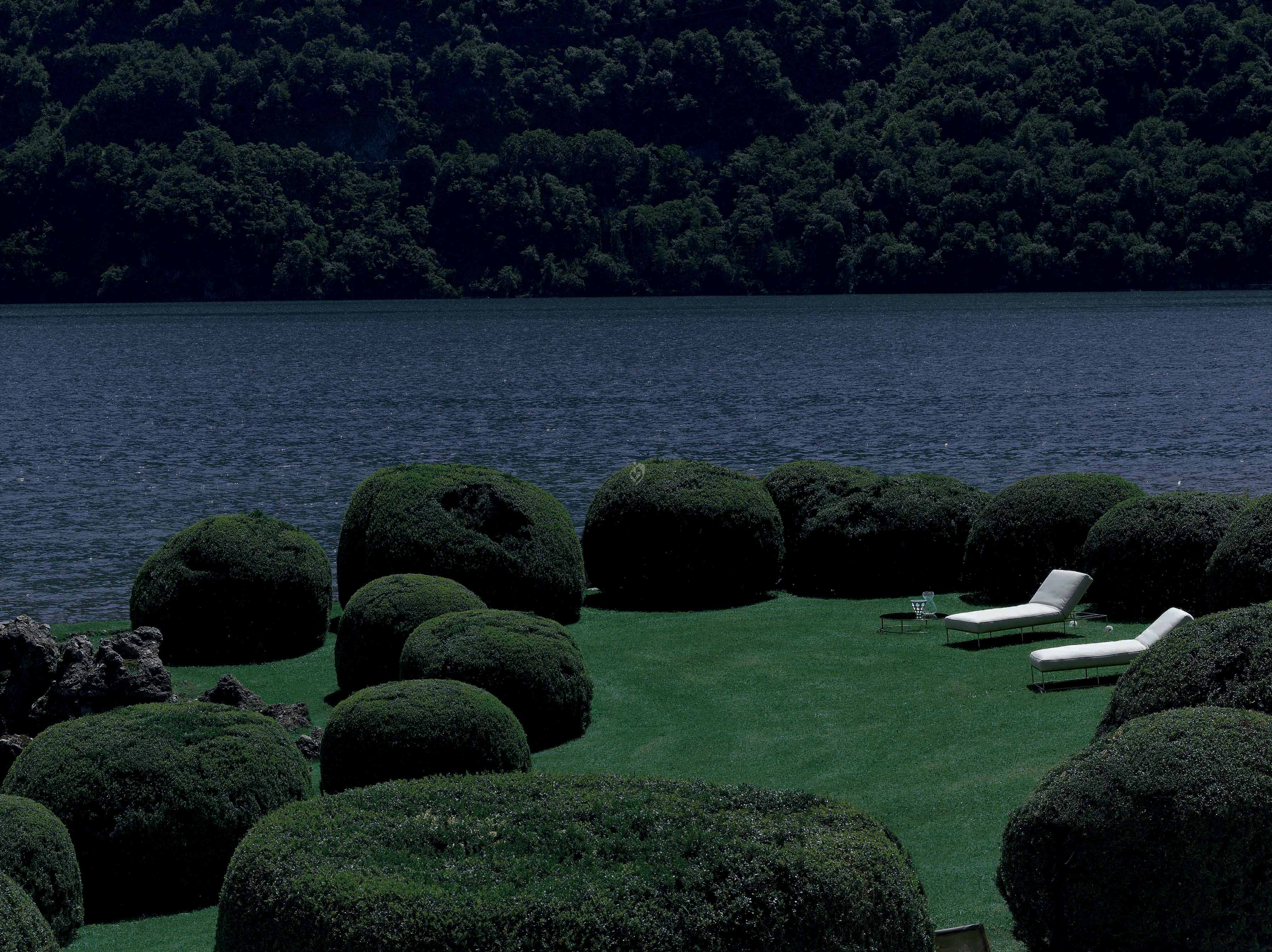 Шезлонг ILE CLUB DAYBED Art. 2ILE085 в салоне Toriani