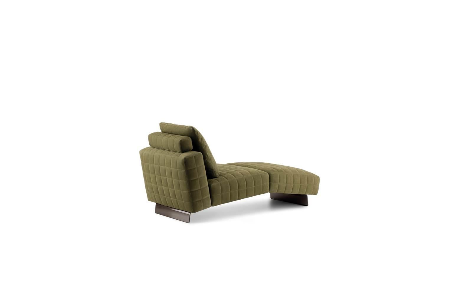 Шезлонг Minotti Twiggy 6 в салоне Toriani