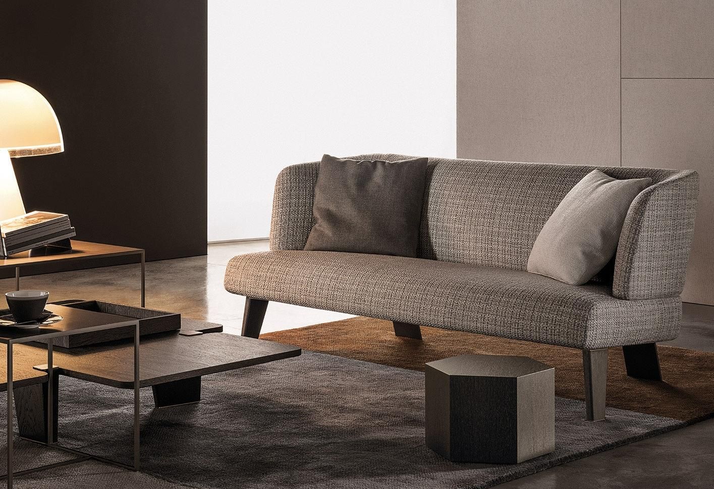 Диван Minotti Reeves 1 в салоне Toriani