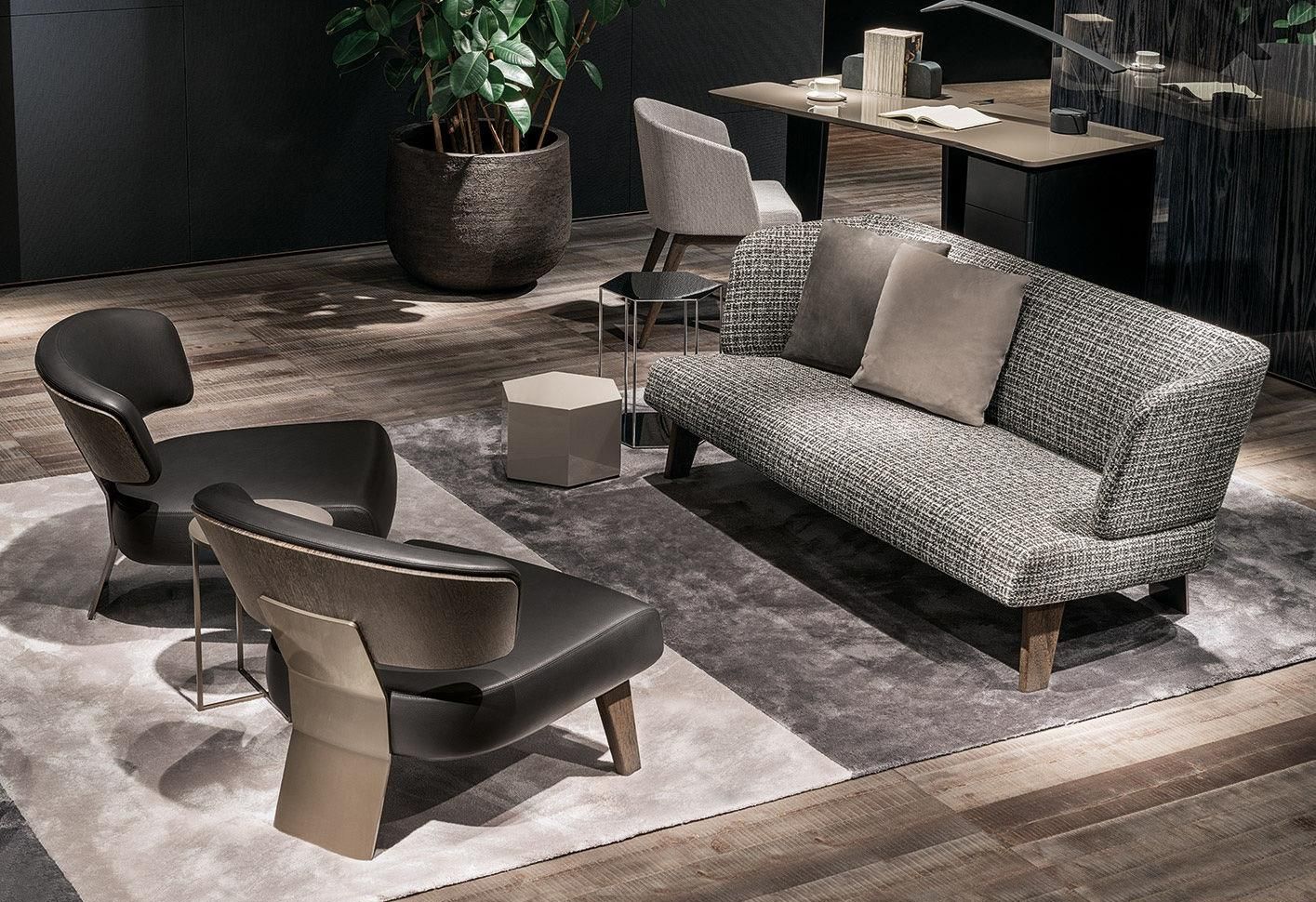 Диван Minotti Reeves 1 в салоне Toriani
