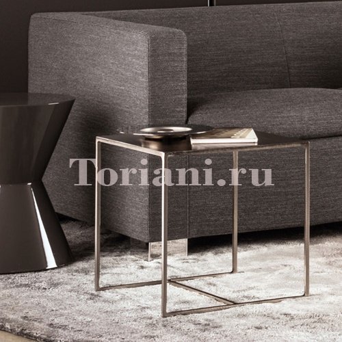 Придиванный столик Minotti Duchamp
